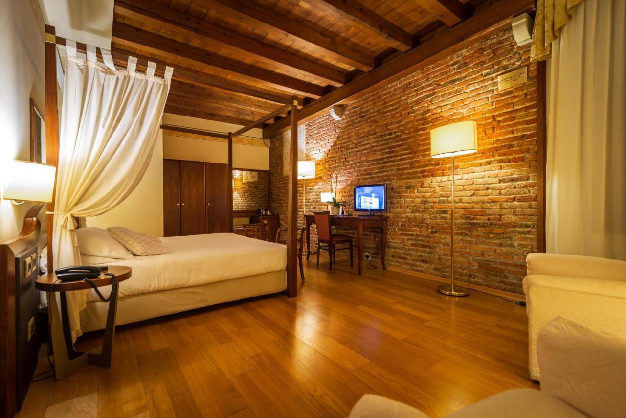 Hotel Alla Torre Καστελφράνκο Βένετο Εξωτερικό φωτογραφία